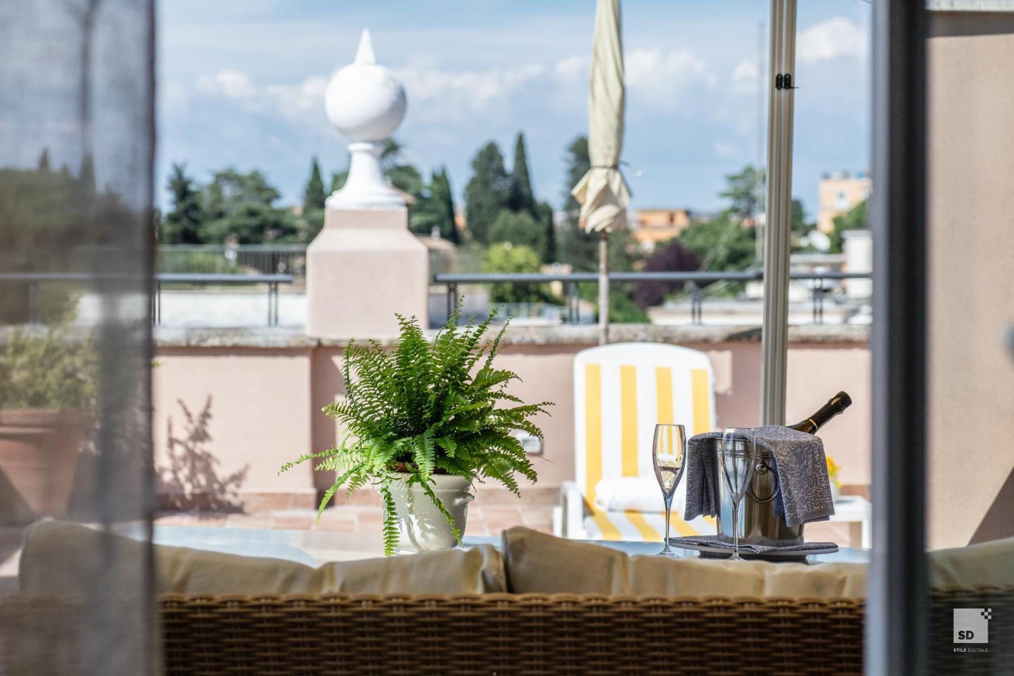 Aldrovandi Residence City Suites Rome Exterior photo